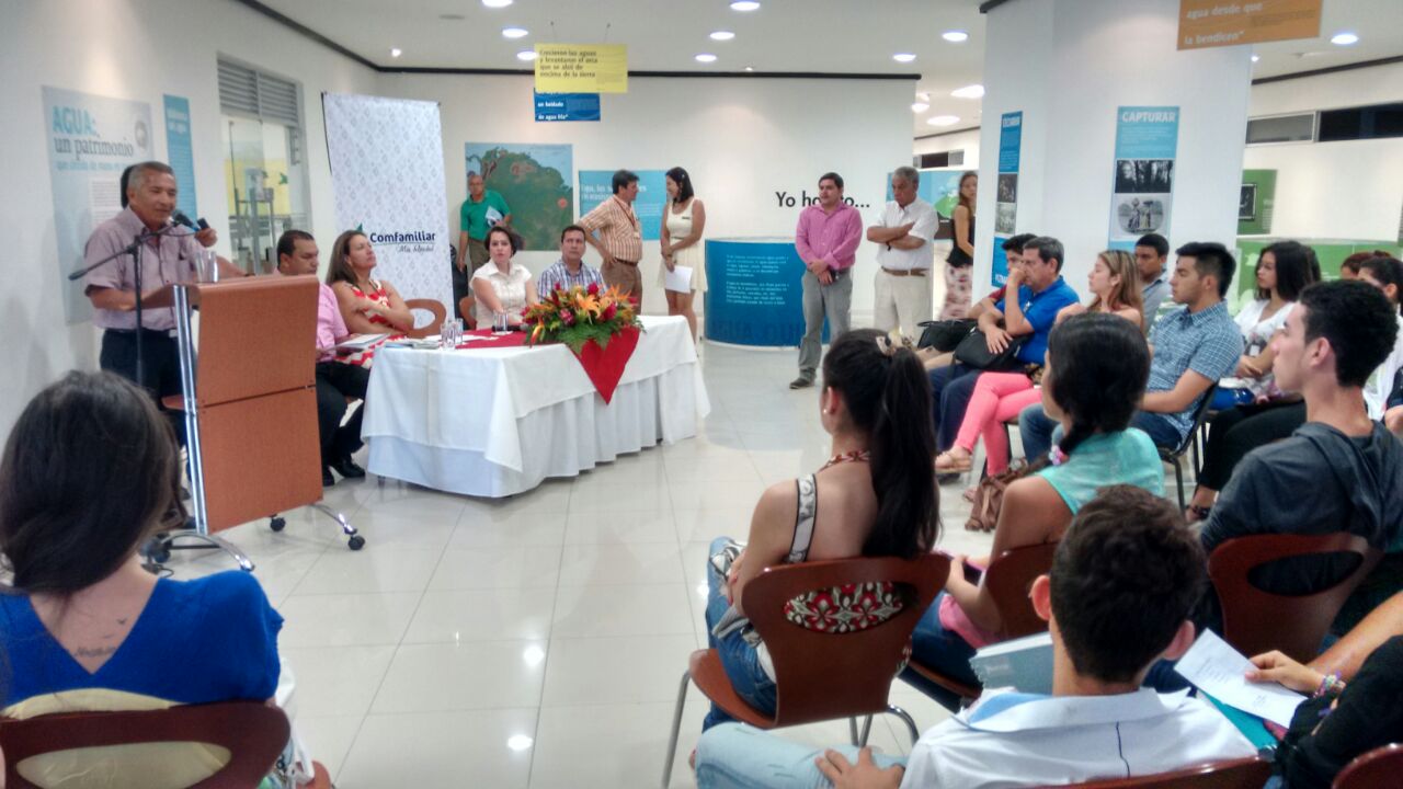 15 03 17 macizo apertura exposiciones 01